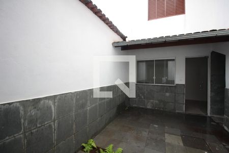 Casa à venda com 200m², 4 quartos e 4 vagasQuintal