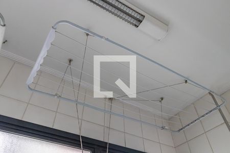 Apartamento à venda com 350m², 4 quartos e 2 vagas Apartamento à venda com 350m², 4 quartos e 2 vagasDetalhe da Área de Serviço