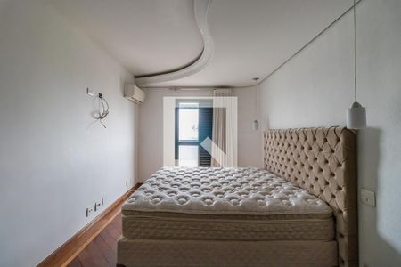 Apartamento à venda com 350m², 4 quartos e 2 vagas Apartamento à venda com 350m², 4 quartos e 2 vagasSuíte 3