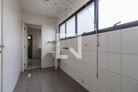 Apartamento à venda com 350m², 4 quartos e 2 vagas Apartamento à venda com 350m², 4 quartos e 2 vagasÁrea de Serviço