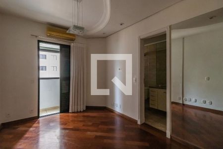 Apartamento à venda com 350m², 4 quartos e 2 vagas Apartamento à venda com 350m², 4 quartos e 2 vagasSuíte 1