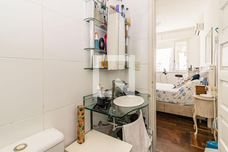 Casa à venda com 250m², 4 quartos e 3 vagasBanheiro da Suite