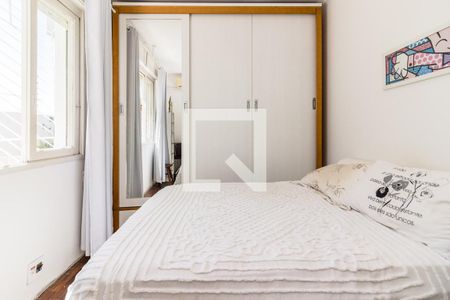 Casa à venda com 250m², 4 quartos e 3 vagasDormitório 3