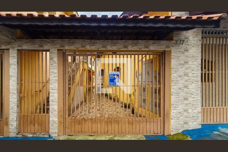 Casa para alugar com 120m², 2 quartos e sem vaga Casa para alugar com 120m², 2 quartos e sem vagaFachada