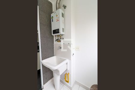 Área de Serviço de apartamento para alugar com 2 quartos, 74m² em Vila Andrade, São Paulo