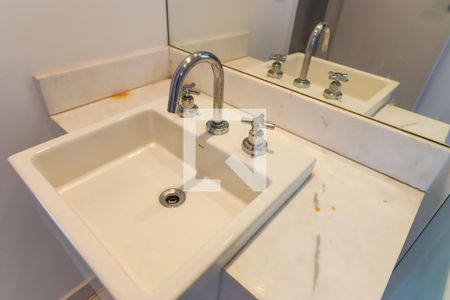 Apartamento para alugar com 74m², 2 quartos e 2 vagas Apartamento para alugar com 74m², 2 quartos e 2 vagasBanheiro