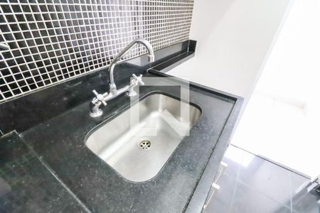 Cozinha de apartamento para alugar com 2 quartos, 74m² em Vila Andrade, São Paulo