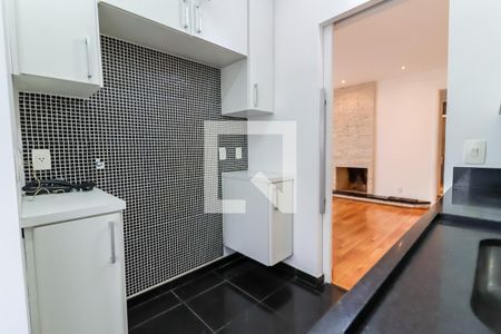 Apartamento para alugar com 74m², 2 quartos e 2 vagas Apartamento para alugar com 74m², 2 quartos e 2 vagasCozinha