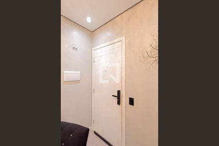 Apartamento para alugar com 94m², 3 quartos e 1 vaga Apartamento para alugar com 94m², 3 quartos e 1 vagaEntrada