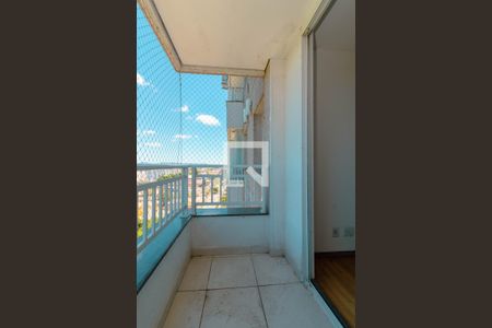 Sala - Sacada de apartamento para alugar com 2 quartos, 65m² em Farrapos, Porto Alegre