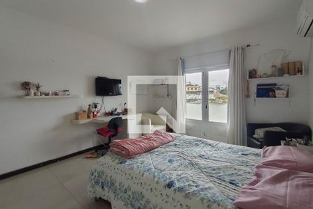 Casa à venda com 390m², 3 quartos e 10 vagasQuarto 2 - Suíte