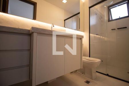 Apartamento para alugar com 78m², 2 quartos e 1 vaga Apartamento para alugar com 78m², 2 quartos e 1 vagaBanheiro da suíte 1