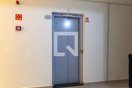 Apartamento para alugar com 48m², 2 quartos e 1 vaga Apartamento para alugar com 48m², 2 quartos e 1 vagaÁrea comum/Elevador
