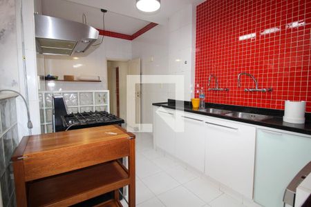 Apartamento à venda com 160m², 3 quartos e 1 vaga Apartamento à venda com 160m², 3 quartos e 1 vagaCozinha