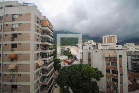 Apartamento à venda com 160m², 3 quartos e 1 vaga Apartamento à venda com 160m², 3 quartos e 1 vagaVista do Quarto de Serviço