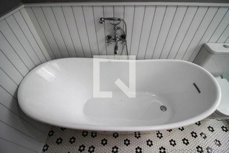 Apartamento à venda com 160m², 3 quartos e 1 vaga Apartamento à venda com 160m², 3 quartos e 1 vagaBanheiro Social