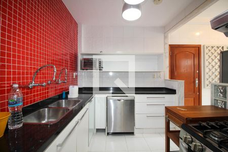 Apartamento à venda com 160m², 3 quartos e 1 vaga Apartamento à venda com 160m², 3 quartos e 1 vagaCozinha