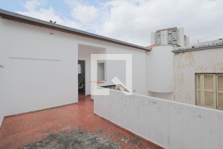 Casa à venda com 180m², 2 quartos e 2 vagasQuintal