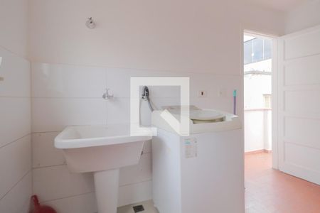 Casa à venda com 180m², 2 quartos e 2 vagasÁrea de Serviço