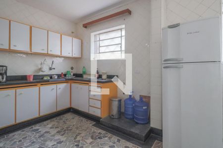 Casa à venda com 180m², 2 quartos e 2 vagasCozinha