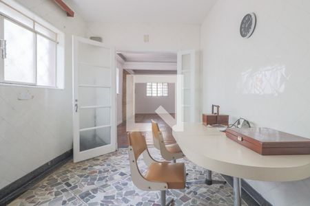 Casa à venda com 180m², 2 quartos e 2 vagasCozinha