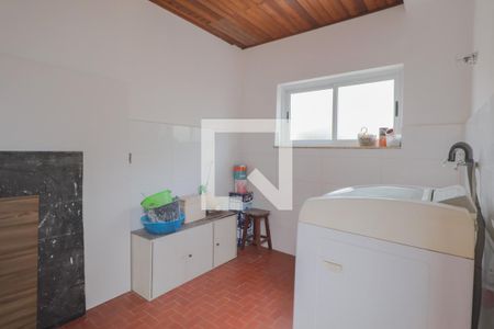 Casa à venda com 180m², 2 quartos e 2 vagasÁrea de Serviço