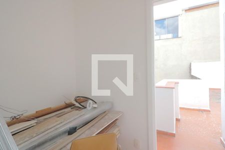 Casa à venda com 180m², 2 quartos e 2 vagasDepósito