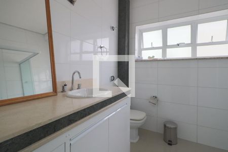 Casa à venda com 180m², 2 quartos e 2 vagasBanheiro Social