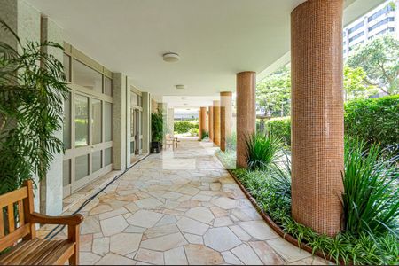 Apartamento à venda com 189m², 3 quartos e 2 vagasArea Comum