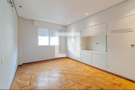 Apartamento à venda com 189m², 3 quartos e 2 vagasSuíte 1
