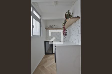 Área de Serviço de apartamento para alugar com 2 quartos, 71m² em Boqueirão, Santos