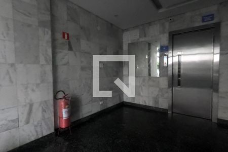 Apartamento para alugar com 71m², 2 quartos e 1 vagaÁrea Comum - Hall de Entrada