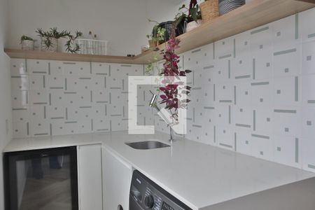 Apartamento para alugar com 71m², 2 quartos e 1 vagaÁrea de Serviço