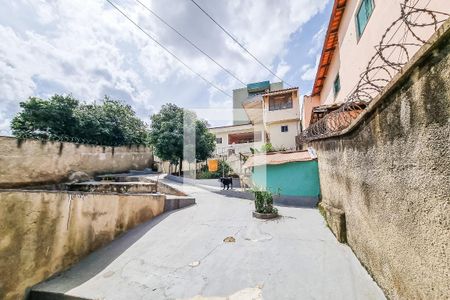 Casa à venda com 275m², 3 quartos e 5 vagasQuintal