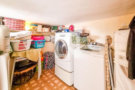 Casa à venda com 275m², 3 quartos e 5 vagasÁrea de Serviço