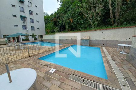 Apartamento à venda com 67m², 2 quartos e 1 vaga Apartamento à venda com 67m², 2 quartos e 1 vagaPiscinas