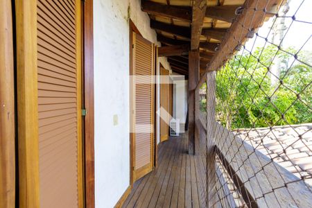 Casa à venda com 600m², 4 quartos e 4 vagas Casa à venda com 600m², 4 quartos e 4 vagasVaranda Suíte 1