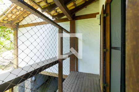 Casa à venda com 600m², 4 quartos e 4 vagas Casa à venda com 600m², 4 quartos e 4 vagasVaranda Banheiro Suíte 1