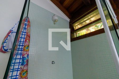 Casa à venda com 600m², 4 quartos e 4 vagas Casa à venda com 600m², 4 quartos e 4 vagasBanheiro Suíte 1