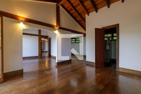 Casa à venda com 600m², 4 quartos e 4 vagas Casa à venda com 600m², 4 quartos e 4 vagasSuíte 1