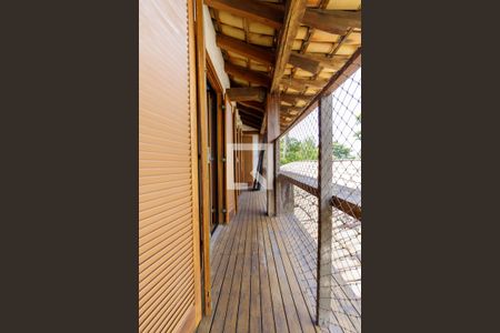 Casa à venda com 600m², 4 quartos e 4 vagas Casa à venda com 600m², 4 quartos e 4 vagasVaranda Quarto 1 e 2