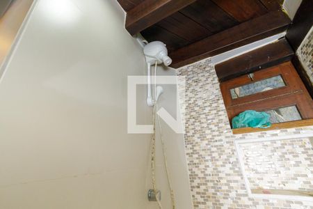 Casa à venda com 600m², 4 quartos e 4 vagas Casa à venda com 600m², 4 quartos e 4 vagasBanheiro 2 Chalé