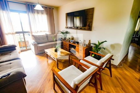 Sala de apartamento para alugar com 3 quartos, 117m² em Centro, Taboão da Serra