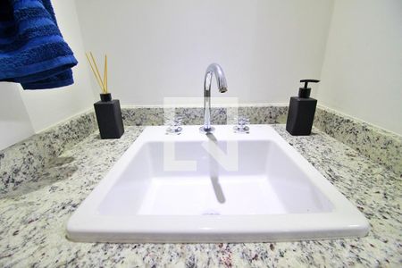 Apartamento à venda com 30m², 1 quarto e 1 vagaStudio - Banheiro