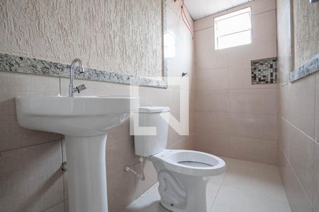 Banheiro social  de kitnet/studio para alugar com 1 quarto, 36m² em Santa Amelia, Belo Horizonte