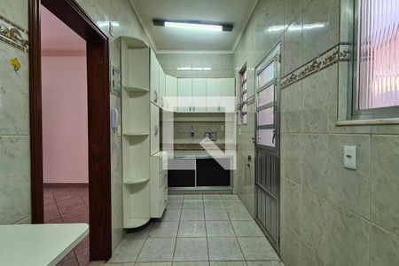 Casa à venda com 160m², 2 quartos e 1 vaga Casa à venda com 160m², 2 quartos e 1 vagaCozinha