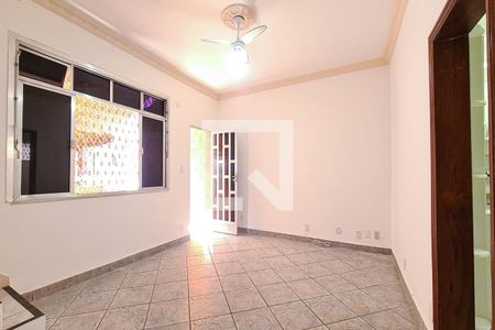 Sala de casa à venda com 2 quartos, 160m² em Cachambi, Rio de Janeiro