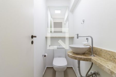 Lavabo de apartamento para alugar com 2 quartos, 80m² em Itaim Bibi, São Paulo