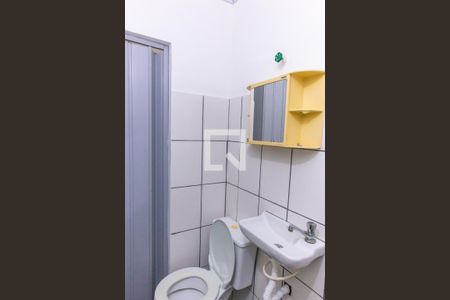 Casa para alugar com 60m², 2 quartos e sem vagaBanheiro