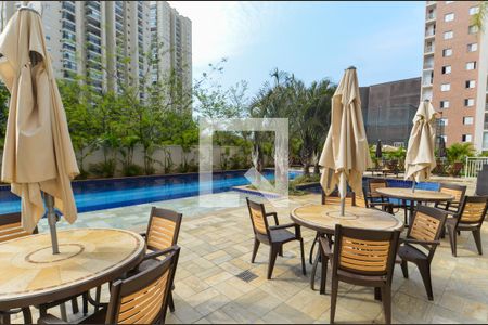 Apartamento à venda com 77m², 3 quartos e 2 vagasÁrea comum - Piscina